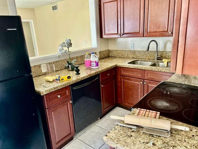 51 Davis Road, Palm Springs, FL 33461