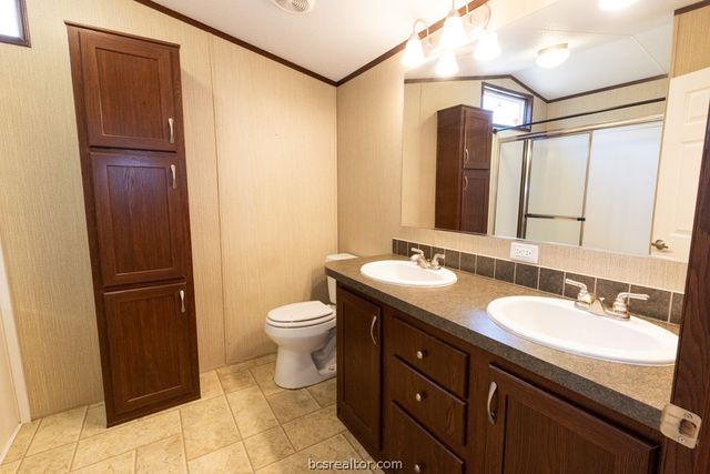 190 Cherry Circle Circle, Somerville, TX 77879