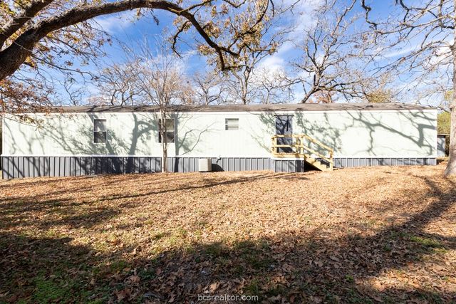 190 Cherry Circle Circle, Somerville, TX 77879