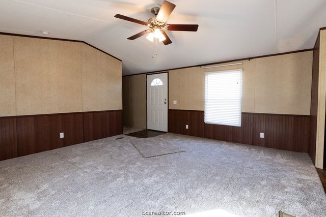190 Cherry Circle Circle, Somerville, TX 77879