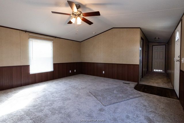 190 Cherry Circle Circle, Somerville, TX 77879