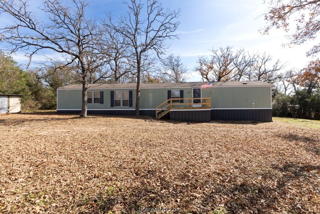 190 Cherry Circle Circle, Somerville, TX 77879