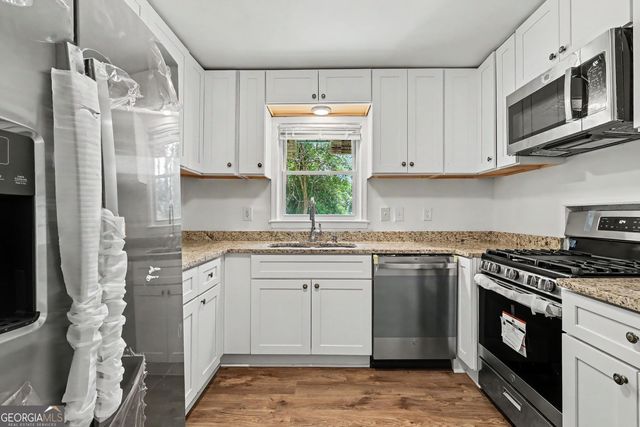 3995 Maxey Hill Drive, Stone Mountain, GA 30083