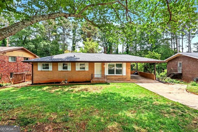 3995 Maxey Hill Drive, Stone Mountain, GA 30083