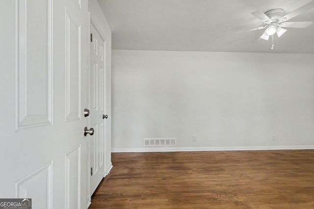 3995 Maxey Hill Drive, Stone Mountain, GA 30083