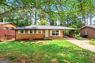 3995 Maxey Hill Drive, Stone Mountain, GA 30083