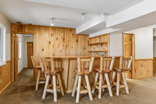 151 Choctaw Circle, Chanhassen, MN 55317