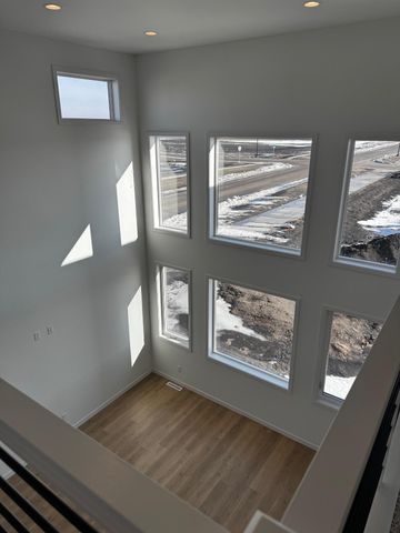 6704 32 Street S, Fargo, ND 58104