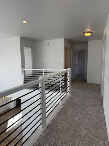 6704 32 Street S, Fargo, ND 58104