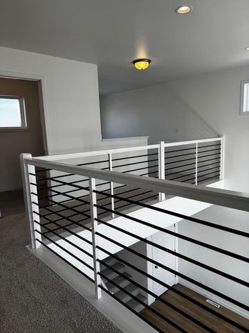 6704 32 Street S, Fargo, ND 58104