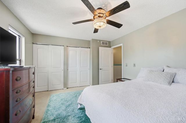 5254 Pros Drive, West Chester, OH 45069