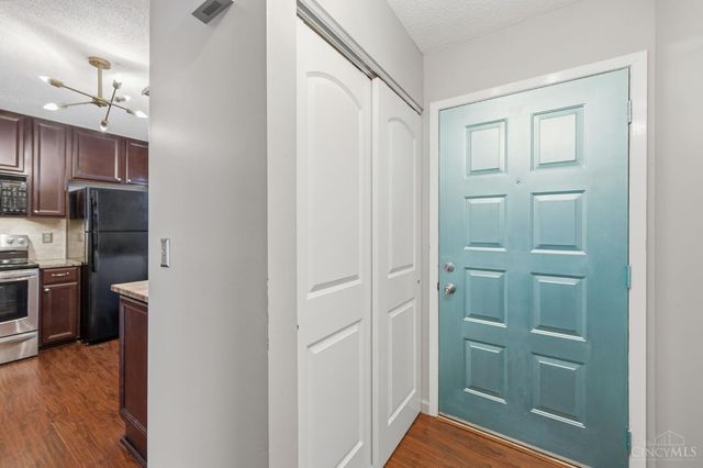 5254 Pros Drive, West Chester, OH 45069