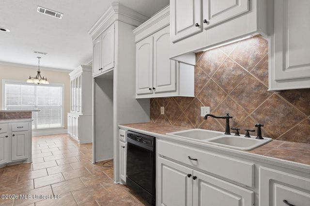 905 Frisky Drive, Brandon, MS 39047