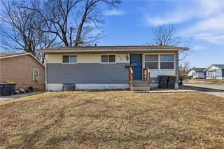 4602 Lister Avenue, Kansas City, MO 64130