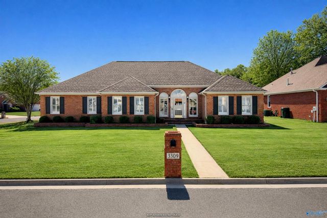 3309 Loggers Place, Decatur, AL 35603