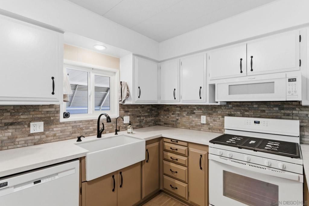 Image 4 of property listing at 521 Orange Ave 34, Chula Vista, CA 91911