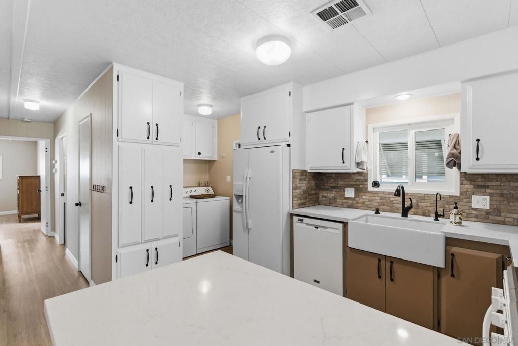 Image 7 of property listing at 521 Orange Ave 34, Chula Vista, CA 91911