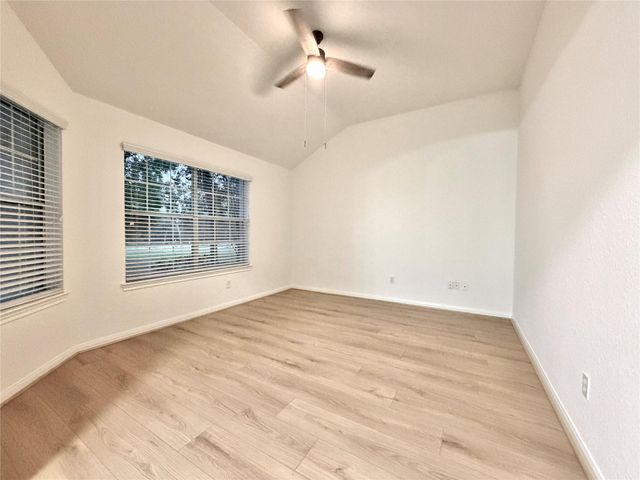 18917 Harbor Side Boulevard, Montgomery, TX 77356