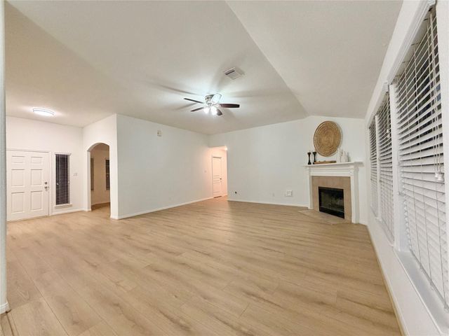 18917 Harbor Side Boulevard, Montgomery, TX 77356
