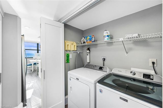 9375 Gulf Shore DR # 602, Naples, FL 34108