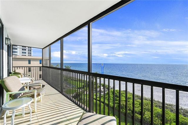 9375 Gulf Shore DR # 602, Naples, FL 34108