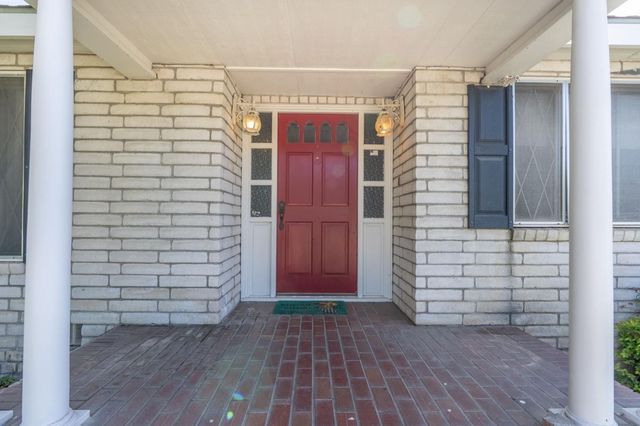 19708 S Jack Tone Rd, Ripon, CA 95366