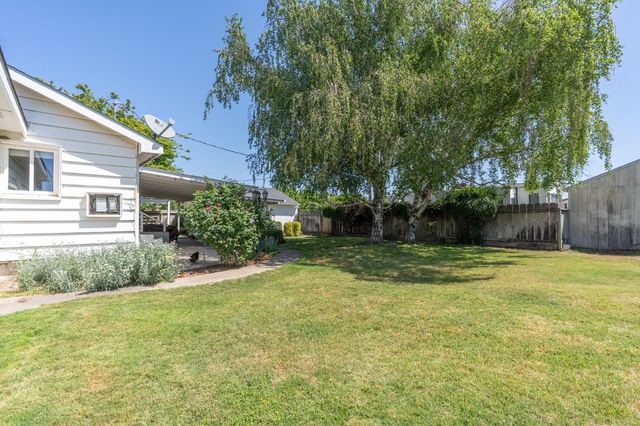 19708 S Jack Tone Rd, Ripon, CA 95366