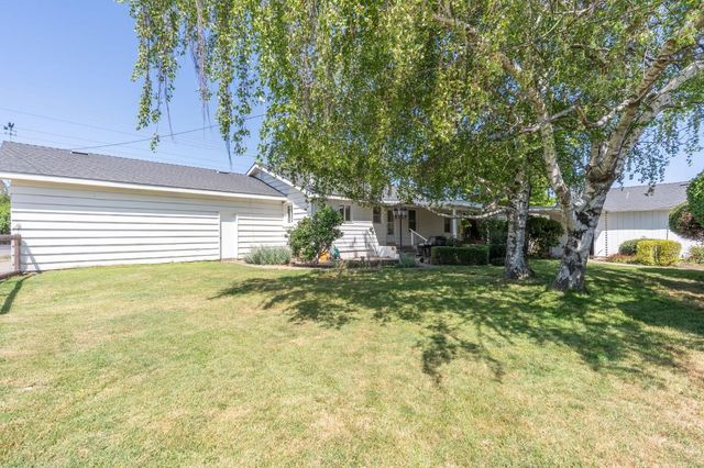 19708 S Jack Tone Rd, Ripon, CA 95366