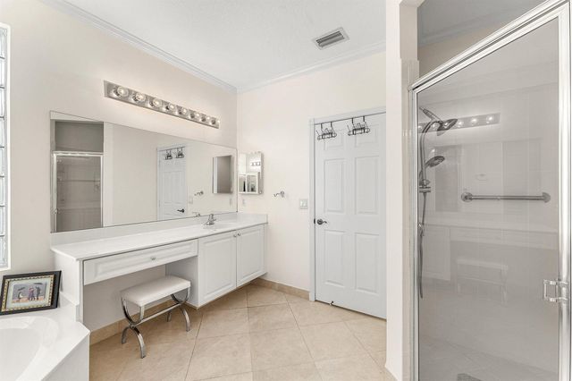 8240 Parini Way, Lake Worth, FL 33467