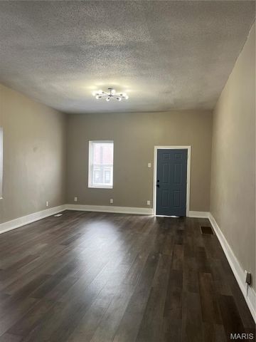 3011 - 3013 Minnesota Avenue, St Louis, MO 63118