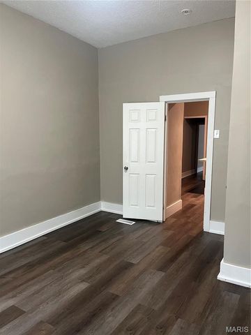 3011 - 3013 Minnesota Avenue, St Louis, MO 63118