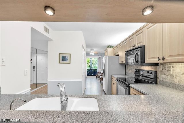 1223 Commonwealth CIR 101, Naples, FL 34116