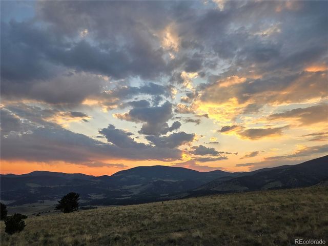 586 Cuesta Drive, Cotopaxi, CO 81223