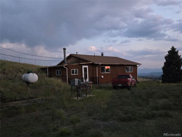 586 Cuesta Drive, Cotopaxi, CO 81223