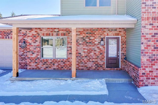 19 Adderly Lane, Millstadt, IL 62260