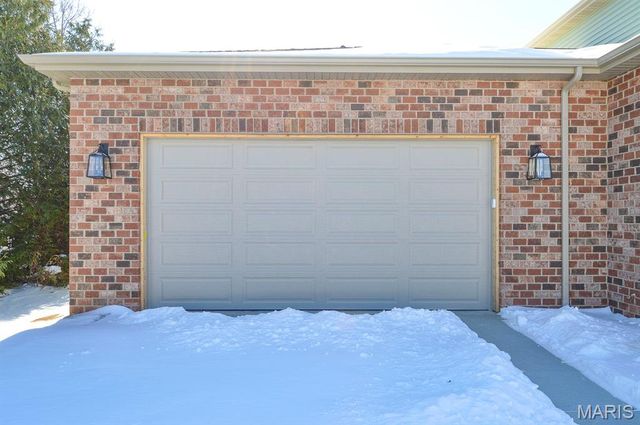 19 Adderly Lane, Millstadt, IL 62260