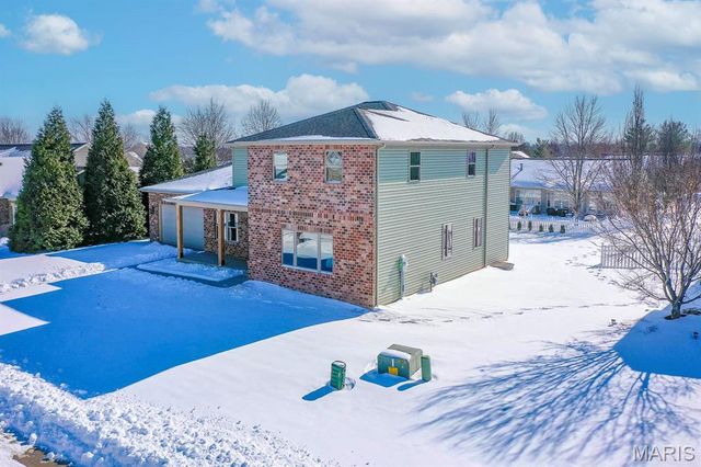 19 Adderly Lane, Millstadt, IL 62260