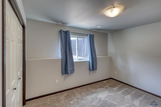 4507 MISTY WOODS LN, Rapid City, SD 57701