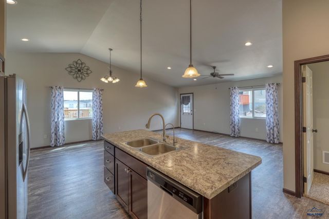 4507 MISTY WOODS LN, Rapid City, SD 57701