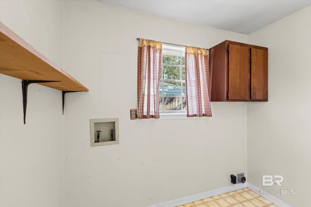 6300 N Christopher Drive, Mobile, AL 36609