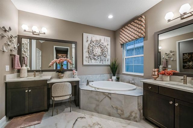 5373 WOLF CREEK DRIVE, Apollo Beach, FL 33572
