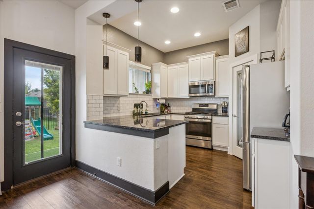 111 Alexander, Kyle, TX 78640