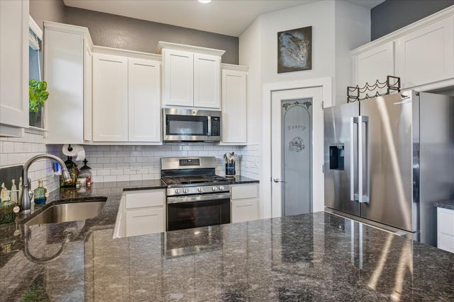 111 Alexander, Kyle, TX 78640