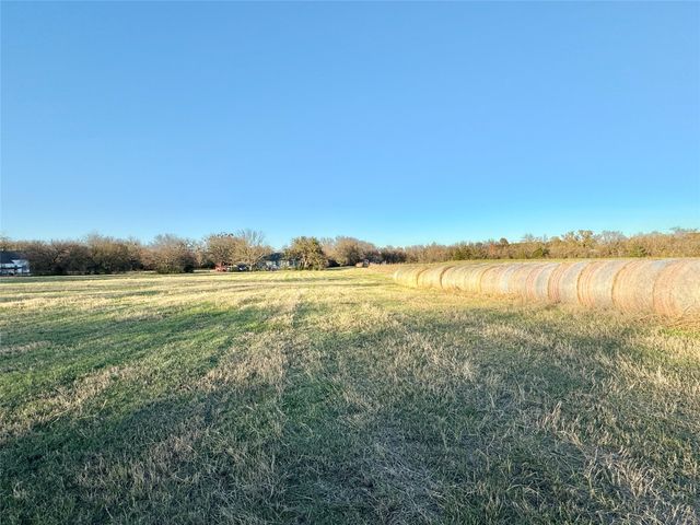 738 Cole Street, Gainesville, TX 76240