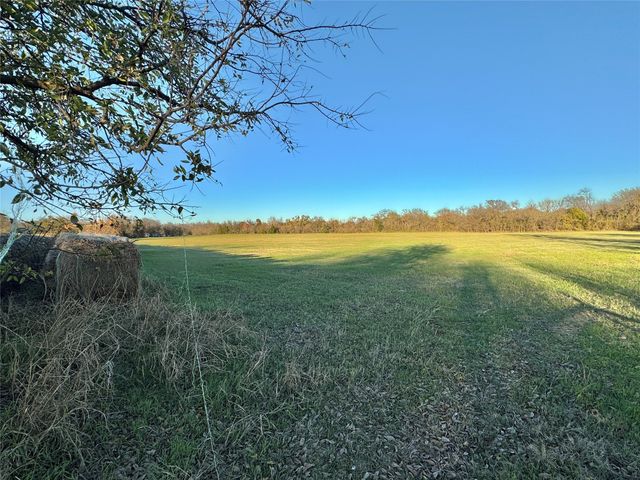 738 Cole Street, Gainesville, TX 76240