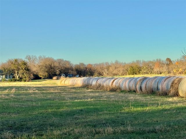 738 Cole Street, Gainesville, TX 76240