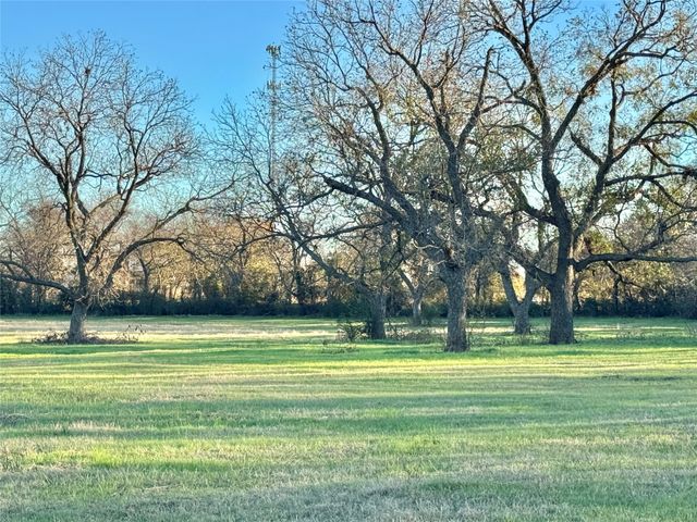 738 Cole Street, Gainesville, TX 76240