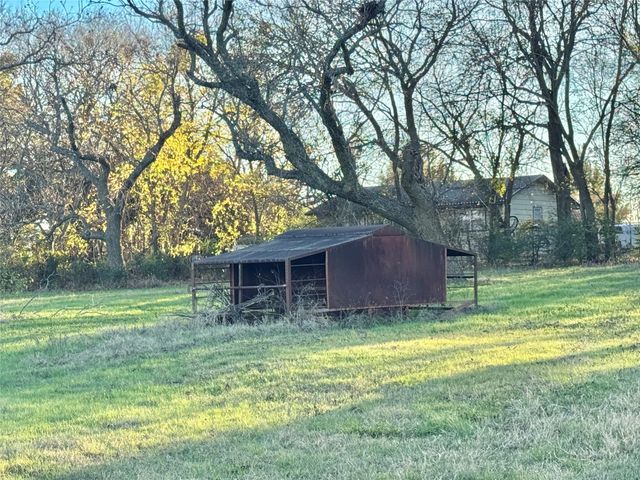 738 Cole Street, Gainesville, TX 76240