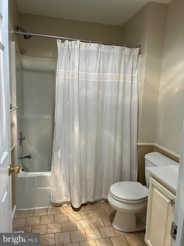 53 GENERAL MAXWELL CT, Newark, DE 19702