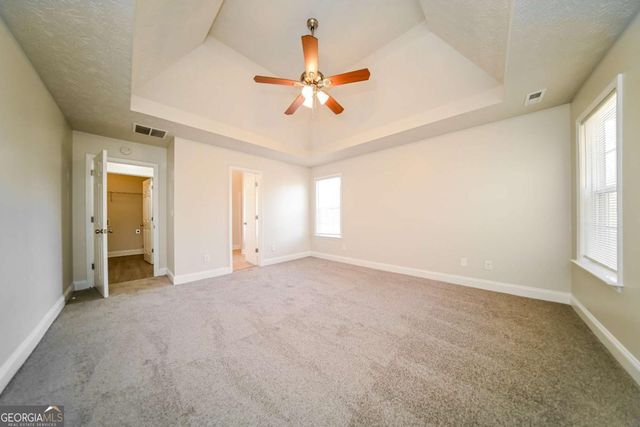 80 Knolls Ridge, Hampton, GA 30228